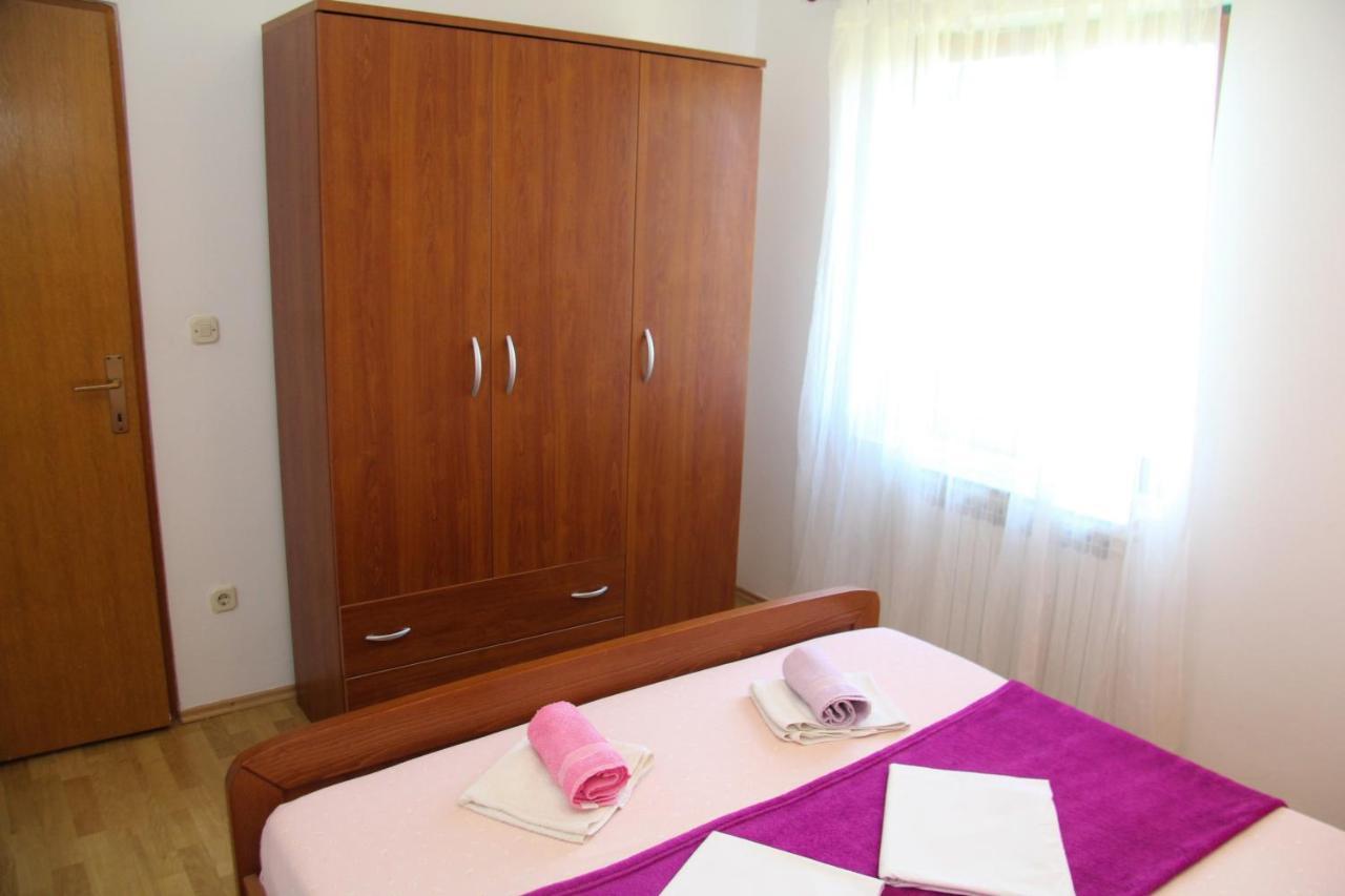 סבטי פיליפ אי ג'קוב Apartments Marina מראה חיצוני תמונה