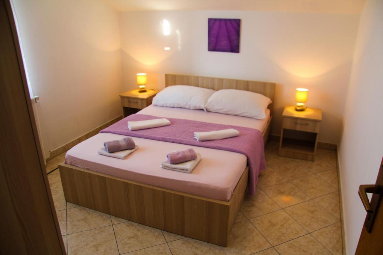סבטי פיליפ אי ג'קוב Apartments Marina מראה חיצוני תמונה