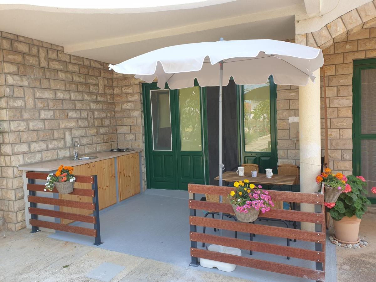 סבטי פיליפ אי ג'קוב Apartments Marina מראה חיצוני תמונה