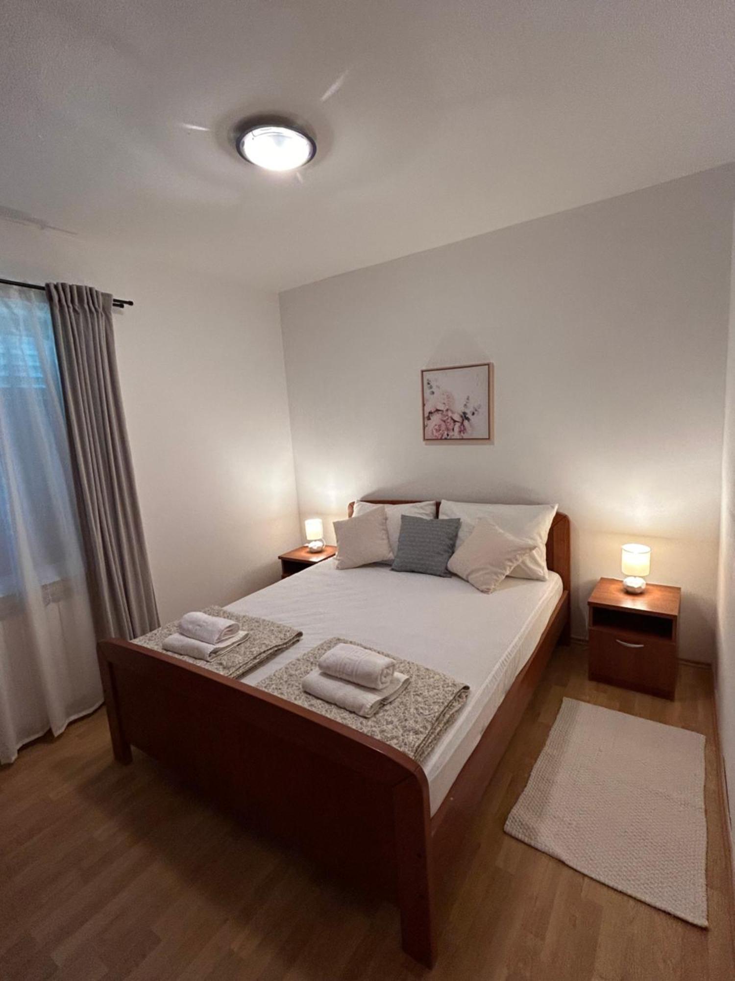 סבטי פיליפ אי ג'קוב Apartments Marina מראה חיצוני תמונה