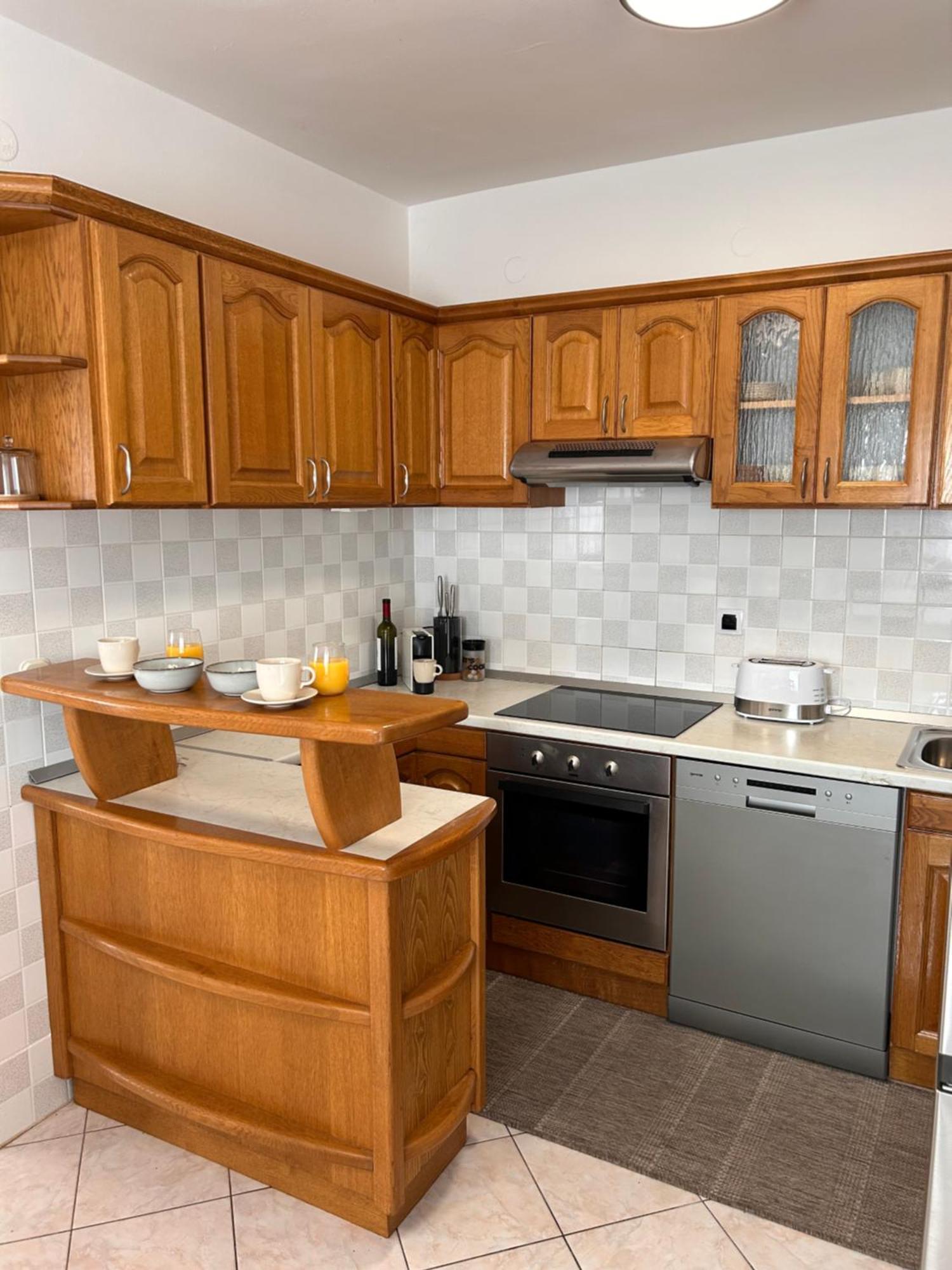 סבטי פיליפ אי ג'קוב Apartments Marina מראה חיצוני תמונה