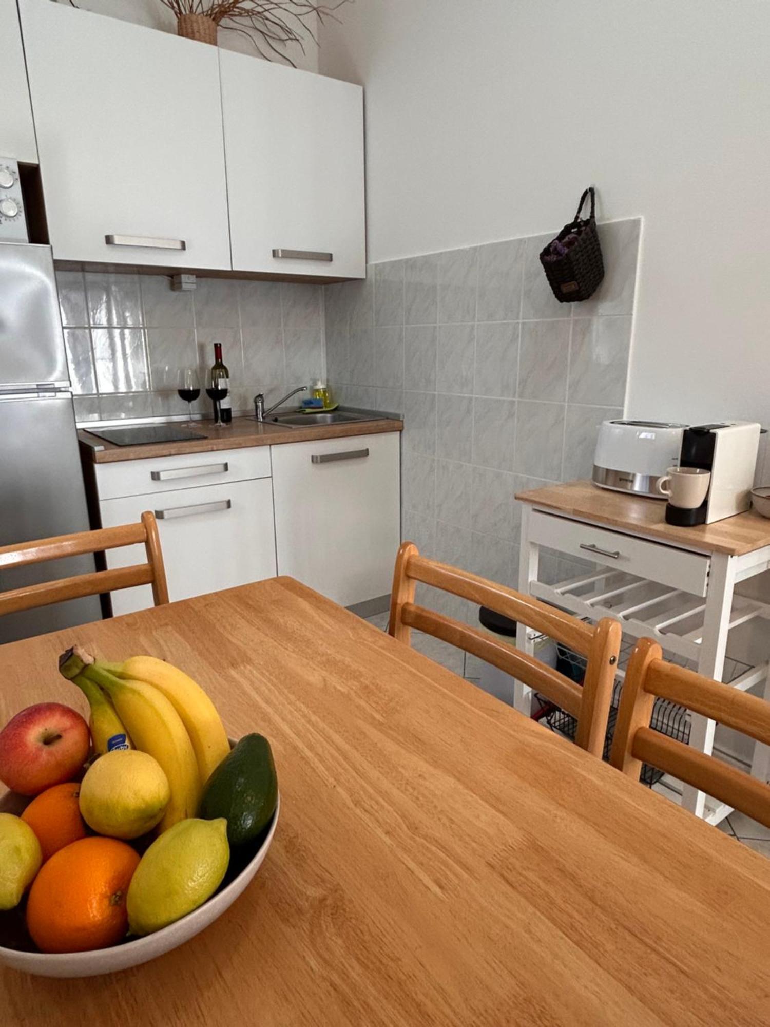 סבטי פיליפ אי ג'קוב Apartments Marina מראה חיצוני תמונה