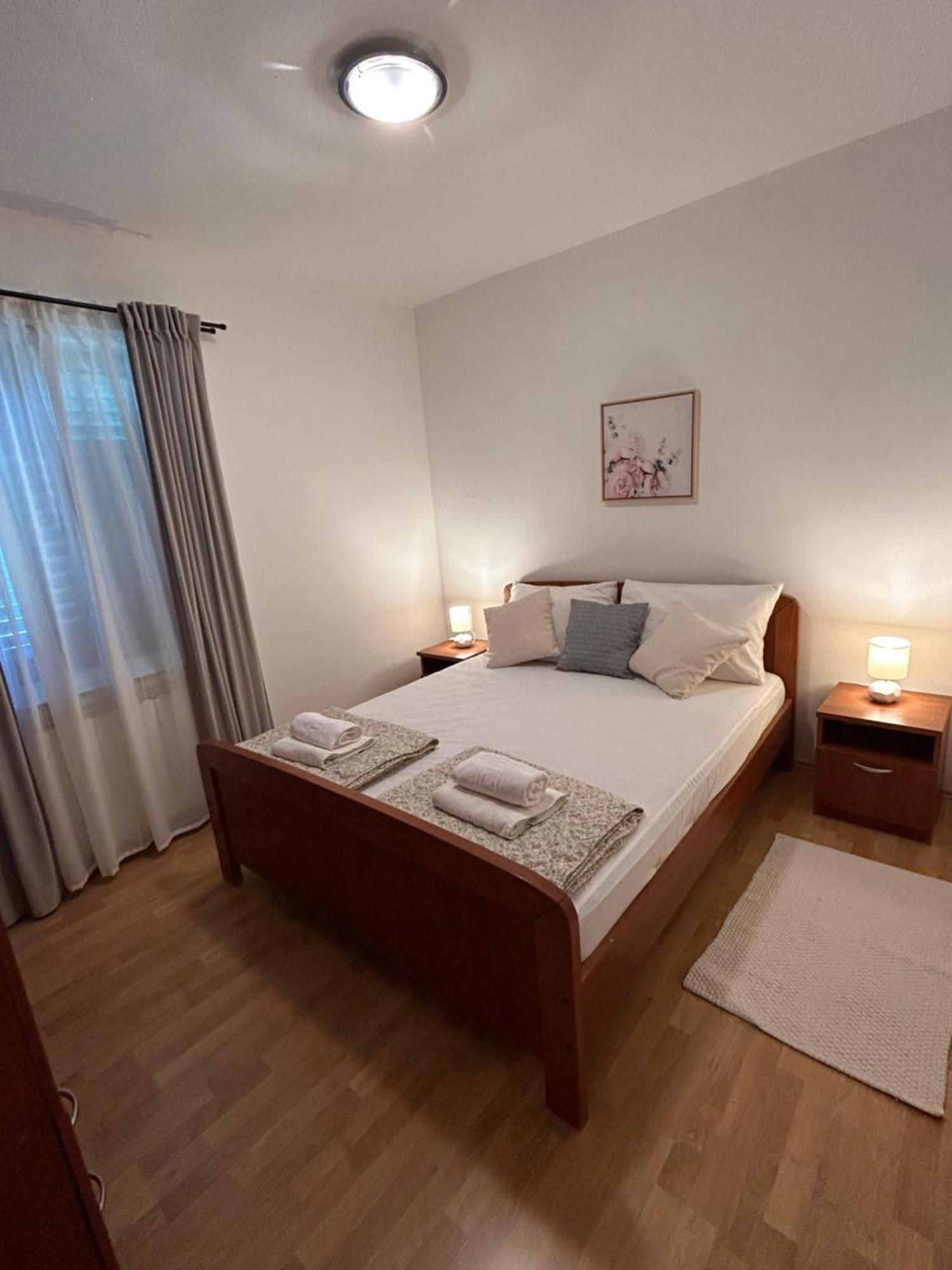 סבטי פיליפ אי ג'קוב Apartments Marina מראה חיצוני תמונה