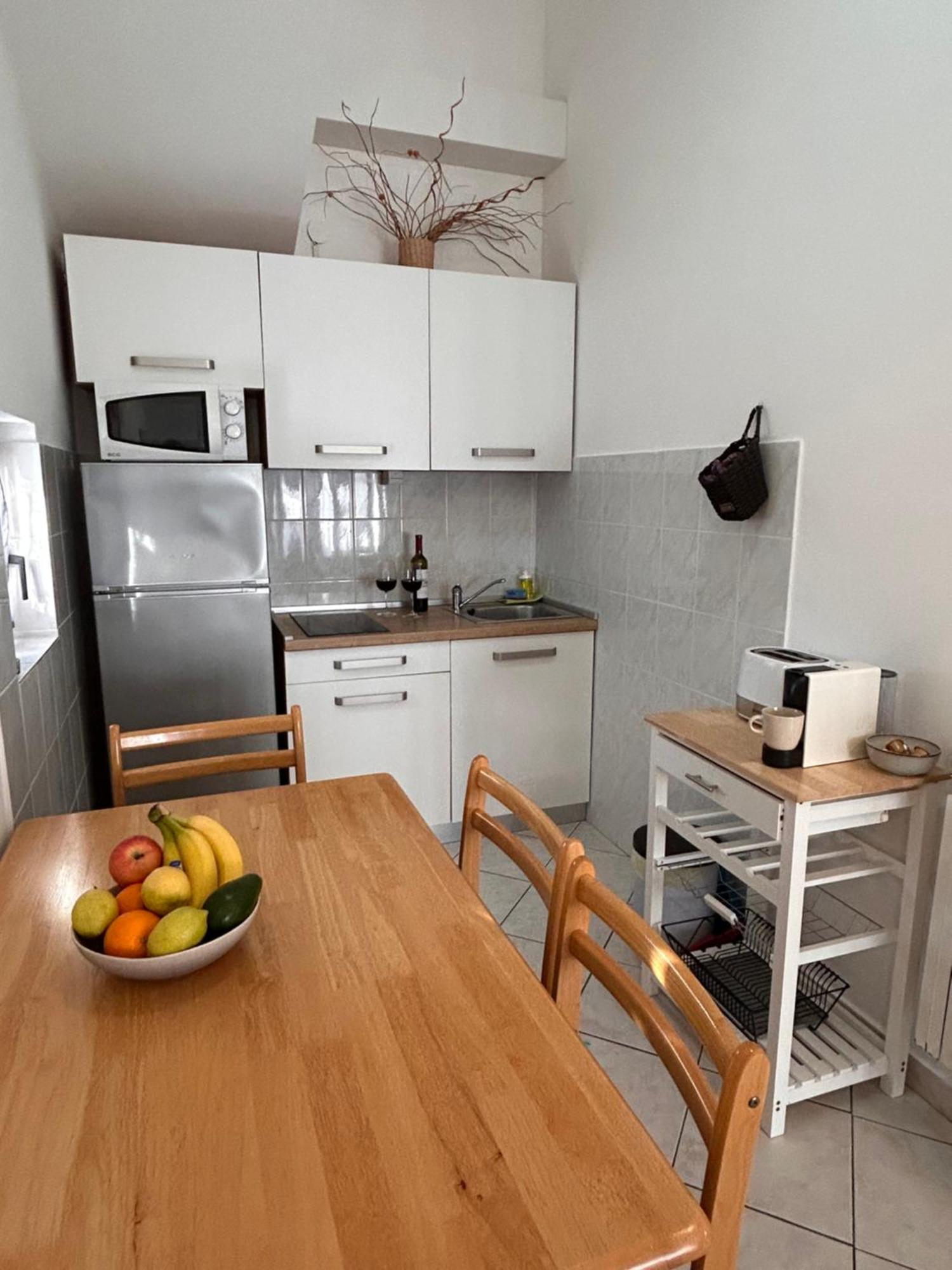 סבטי פיליפ אי ג'קוב Apartments Marina מראה חיצוני תמונה