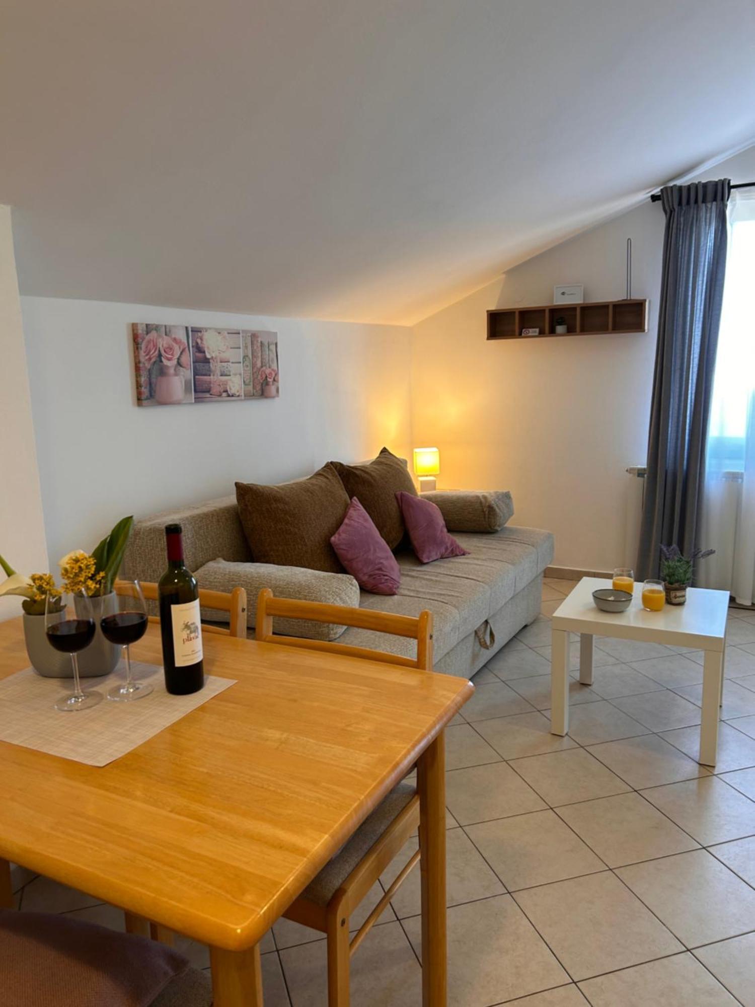 סבטי פיליפ אי ג'קוב Apartments Marina מראה חיצוני תמונה